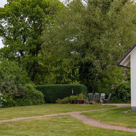 Urlaubs-Appartement Am Dorfrand Wieck auf dem Darss Dış mekan fotoğraf